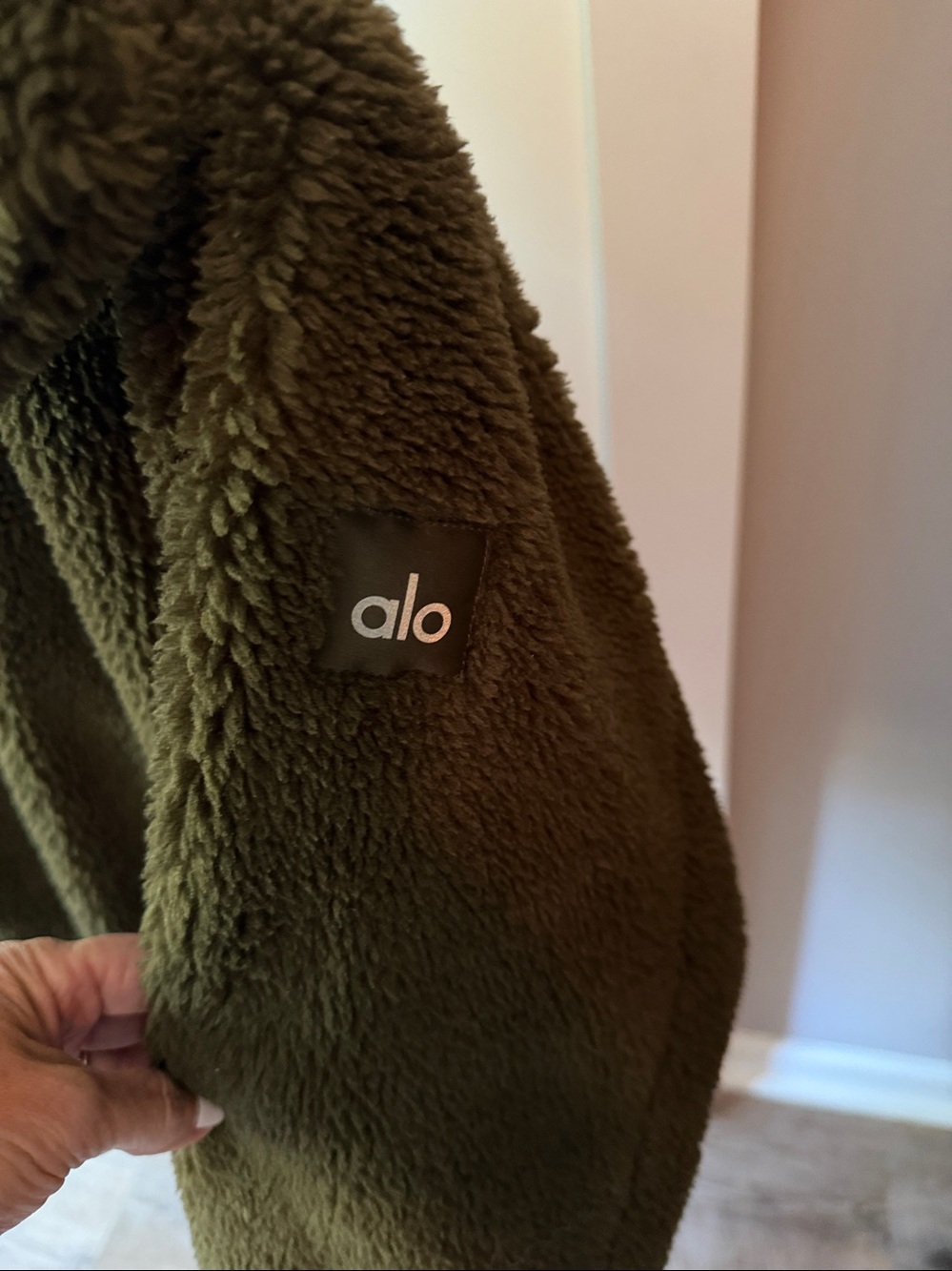 ALO Jacket - Picture 3 of 4